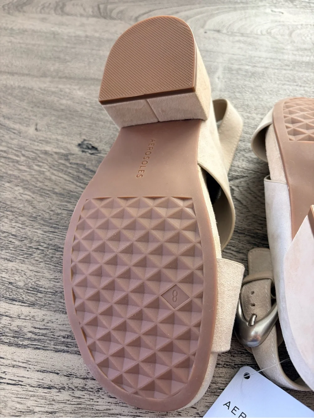 NWT Aerosoles Chrystie Suede Slingback Block Heel Sandals Size 8